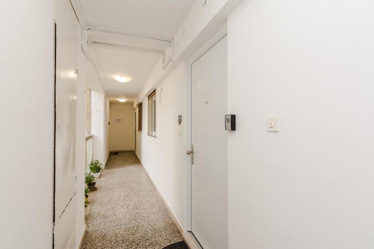 Neva Room With Private Bathroom 扎达尔 外观 照片